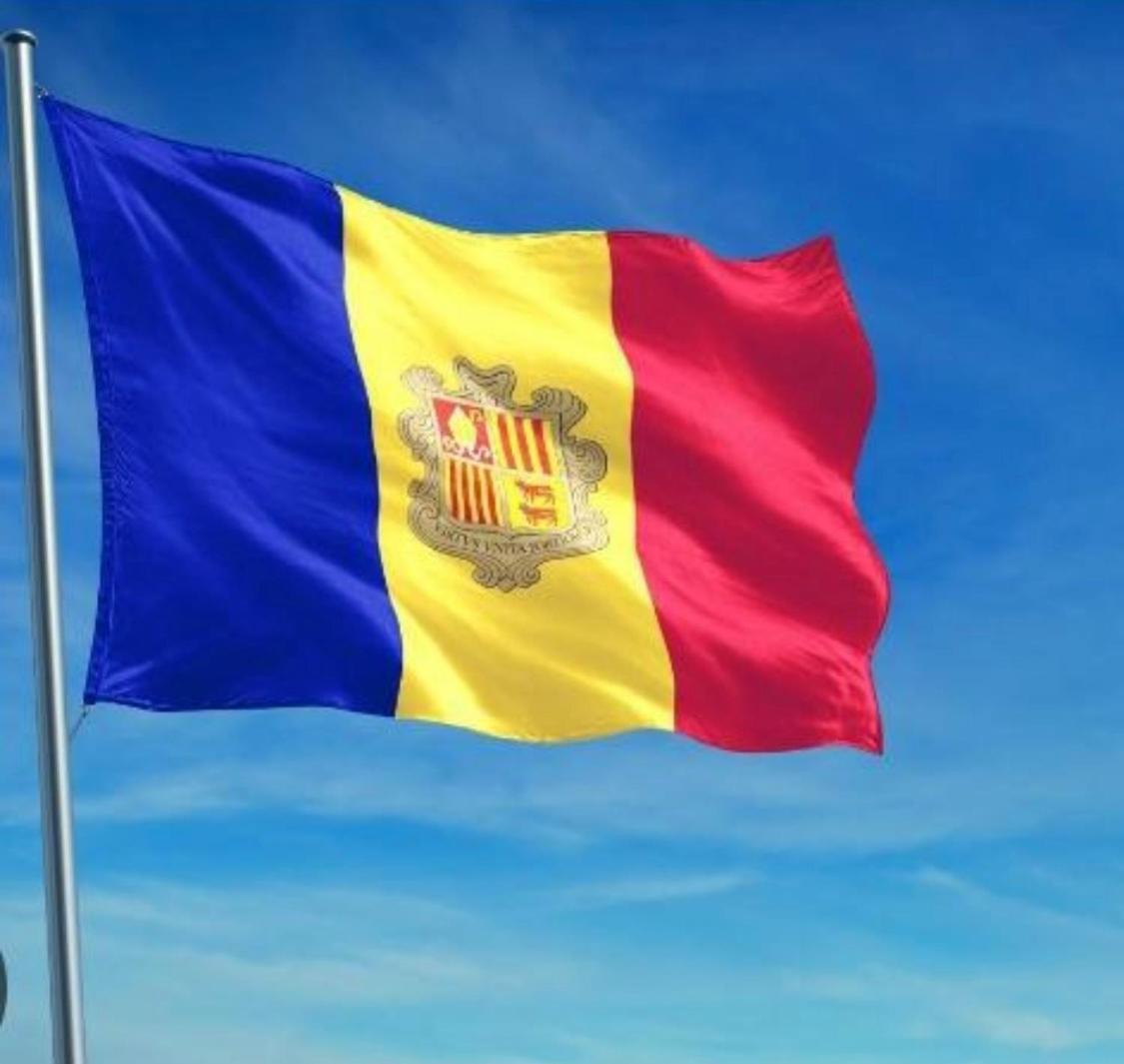 Apartamento En El Centro De Andorra La Vella Con Parking Lejlighed Eksteriør billede