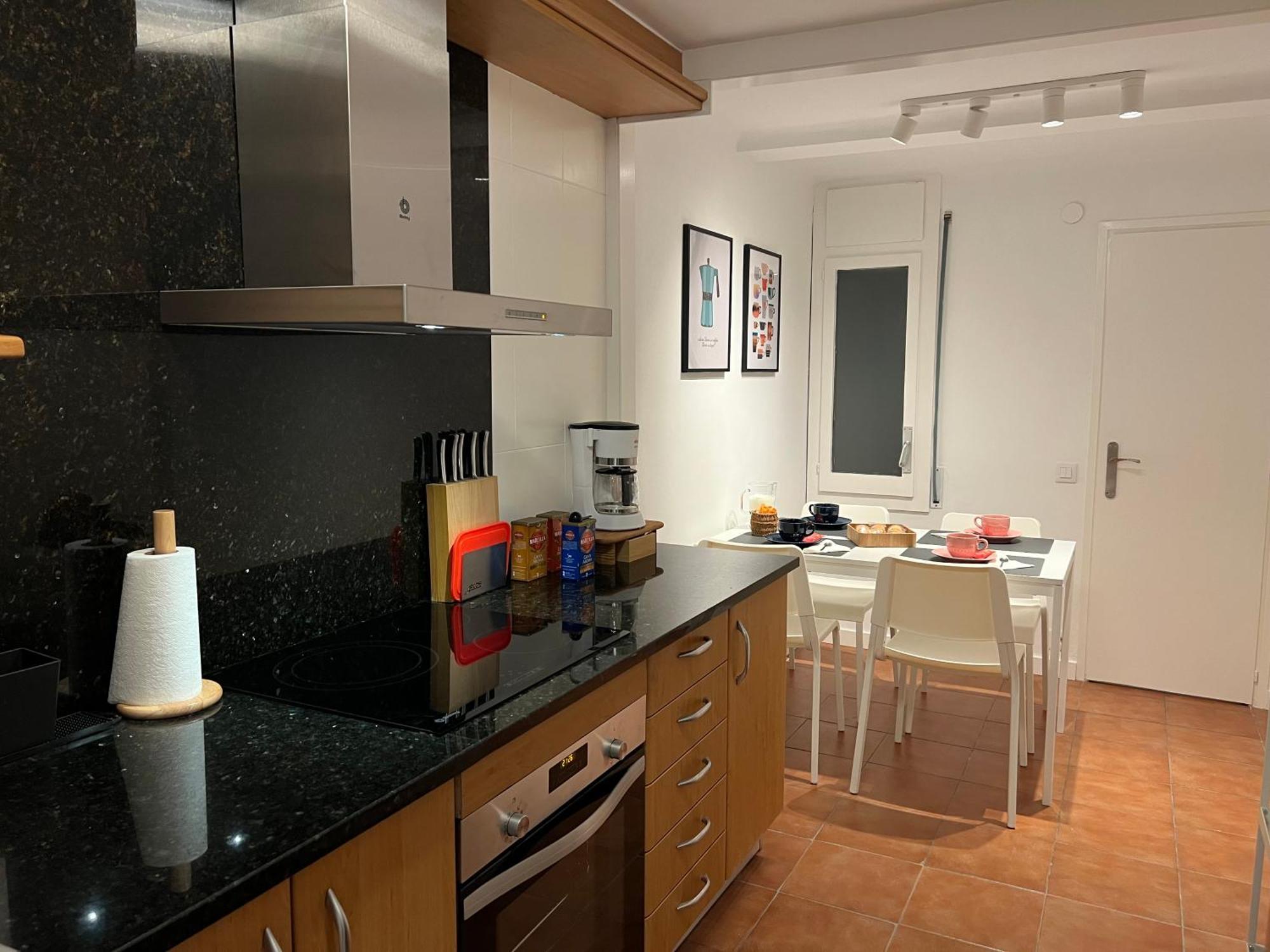Apartamento En El Centro De Andorra La Vella Con Parking Lejlighed Eksteriør billede